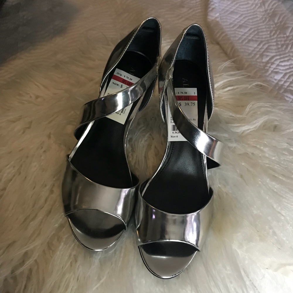 Alfani high heels silver beautiful never use